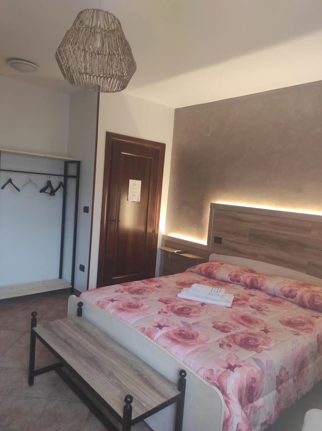 B&B Gli Amici Del Tubarello Roseto Degli Abruzzi Zewnętrze zdjęcie